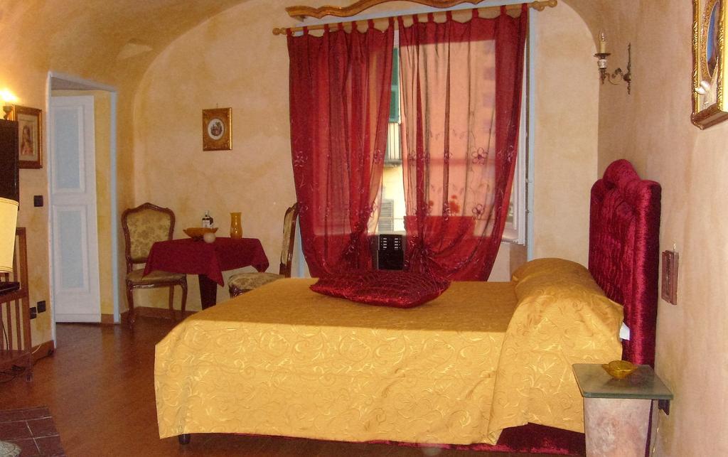 B&B Carolina Plebiscito R. Napoli Eksteriør billede
